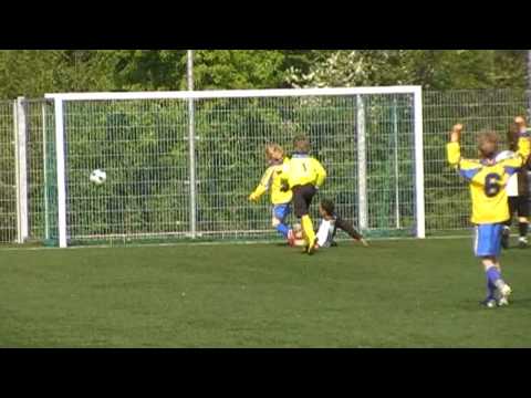 SC Franeker E1 - Sneek WitZwart E1, gespeeld 23 april 2011