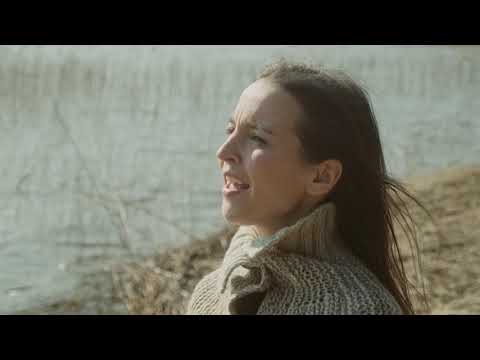 "Ma olen maa" - Helin-Mari Arder, Kadi Toom, Marii Väljataga