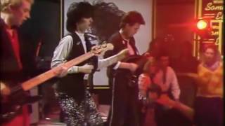 SIOUXSIE AND THE BANSHEES - Regal Zone (Feat. Robert Smith)