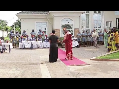 On D ROYAL WEEDING DAY, When It Was Time  For The Prince To Choose A Bride, He Chose A Commoner 2025