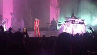 Download lagu Robyn - Dancing on my OWN (Rock Werchter 2019) mp3
