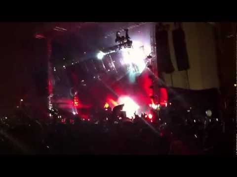 Cosmic Gate vs. System F - Blue Theme (Ferry Corsten Fix). Armin van Buuren Live @ Electric Zoo 2011
