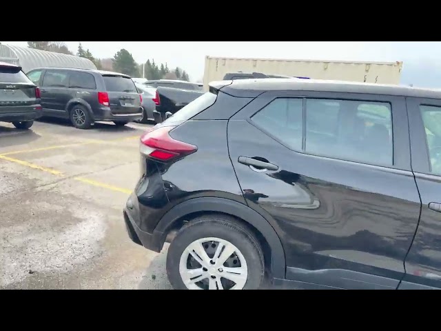 2024 Nissan Kicks S PUSHG BUTTON START | APPLE CARPLAY | LIKE... in Cars & Trucks in London