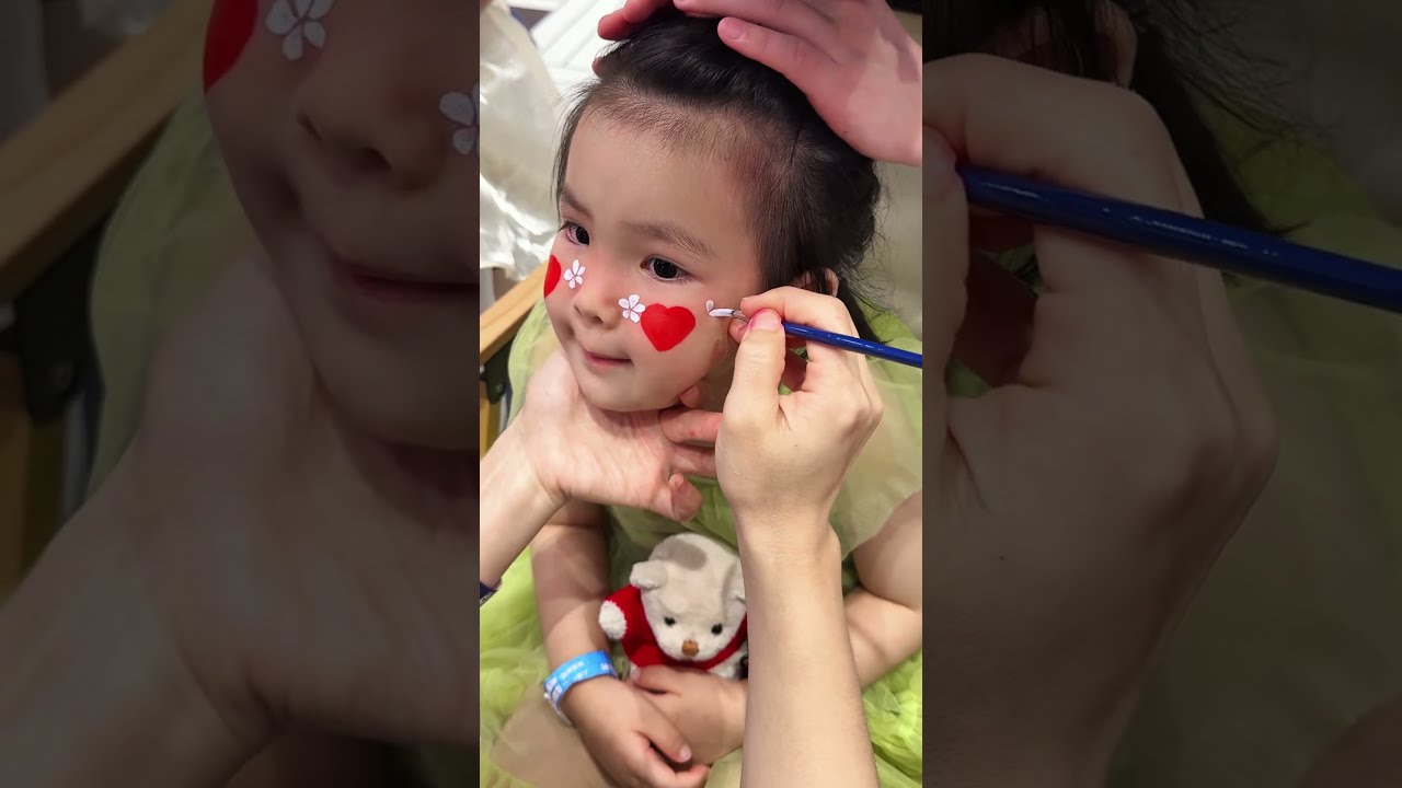 Strawberry Sweetheart Cute Baby Face Painting Series is really cute#FacePainting#CuteBaby