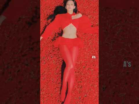 Jennie w Jacquemus. #blackpink #bornpink #jenlisa #jennie #lalisa #shorts #short #fy #fyp #fypシ