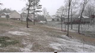 preview picture of video 'Snowfall in Cleveland TN February 02, 2013'
