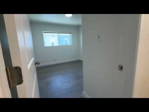 2633 E 16th St property video