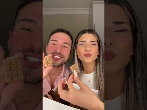 doğum günü pinyatamı kırıyoruz