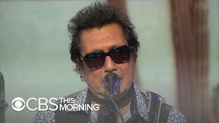 Saturday Sessions: Alejandro Escovedo performs "Something Blue"