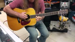 Video thumbnail for 1987 Martin Shenandoah D-3532 
Natural Dreadnought by Robert Rodriguez