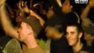 Bouncing Souls - Apartment 5F (Live)