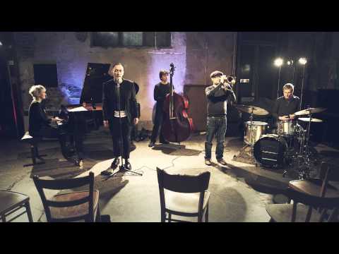 Julia Hülsmann Quartet w/ Theo Bleckmann: A Clear Midnight (Album EPK, deutsch) | ECM Records