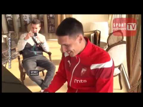 Pripreme FK Crvena zvezda na Kipru - Vujaklija za klavirom