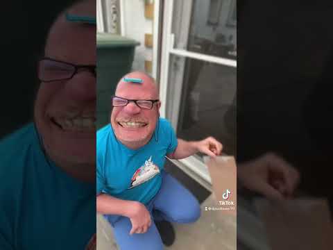 WALTER&ME 😜 DAS LIED DER TÜTE #djsunflower #comedy #kackwurst #tüte #song