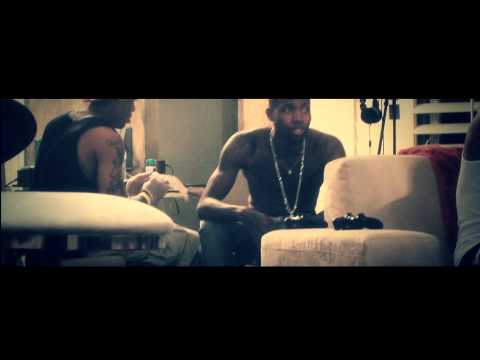 Yung Gwapa ft. Regie Kush "BALLING WIT NO JERSEY"