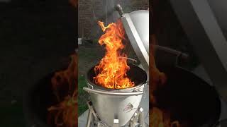 BLAZE KAMADO CLEANING TROUGH PYROLYSIS