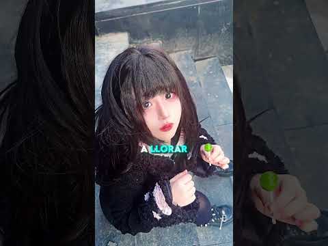 Tu hermana es medio rarita