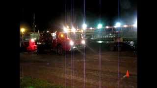 preview picture of video 'Classic Ford Firetruck Pulls Sled 284 Feet'