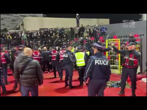 Top News- Sherr mes tifozerive në sfidën Flamurtari-Elbasani, përleshja pas ndeshjes