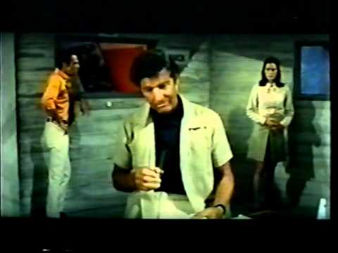 afbeelding Skullduggery 1970   Trailer