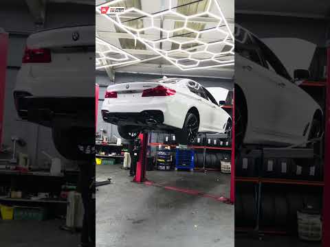 BMW 5-Series 530E M SPORT//NEW NCT - Image 2