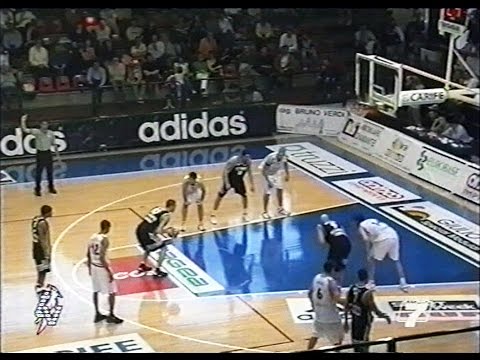 Legadue Play off 2003/'04 Carife Ferrara - Fabriano Basket 87-96