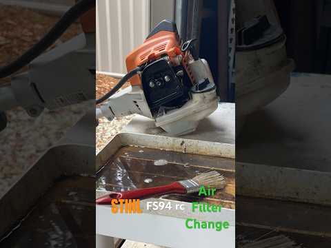 Changing the air filter on a Stihl FS94 rc. And cleaning the surrounds. Service your equipment.