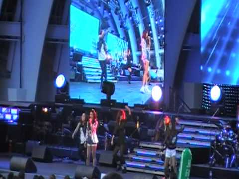 G.NA performs "I'll Back off So You Can Live" @ KMF 2011