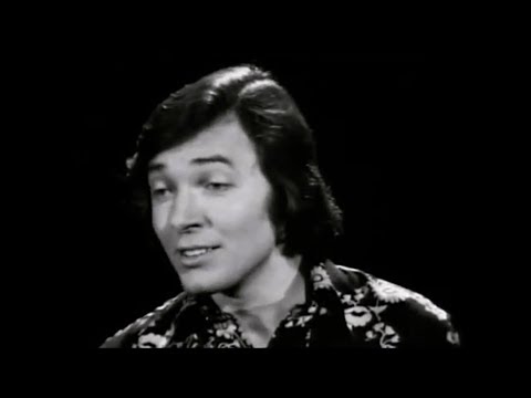 Karel Gott - Táto, zůstaň aspoň do Vánoc (Daddy, Don't You Walk So Fast) 1972
