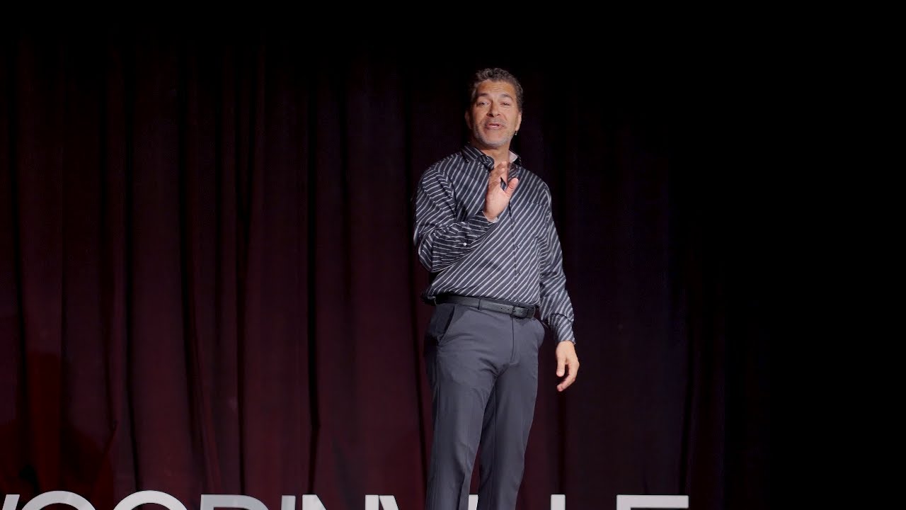 Samuel Beckworth on stage