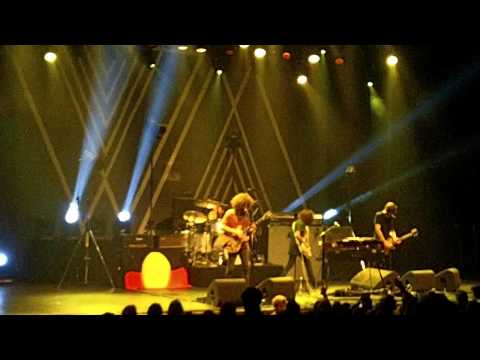 Wolfmother performing White Feather @ 013 Popcentre Tilburg 2010-01-26