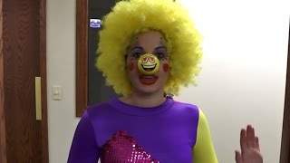 Kelly Tries to Cure Maria-Maria's Fear of Clowns