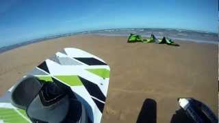 preview picture of video 'First kiteboard session with full setup, small crash.'