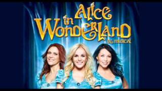 K3 - Alice in wonderland (songtekst in beschrijving)!