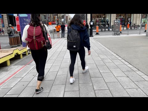Caminhada 4K no centro de Montreal Rue St Catherine