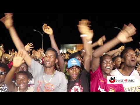 Banlieuz'Art feat Degg J Force 3 sur scene (CONCERT SICARIO)