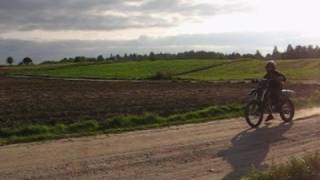 preview picture of video 'Honda cr 125 r Mrągowo'
