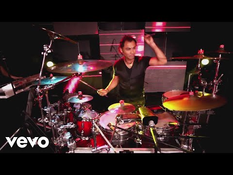 La Noche - Vamos a Portarnos Mal