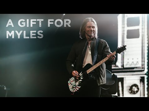 I painted a guitar for Myles Kennedy (and he liked it!)