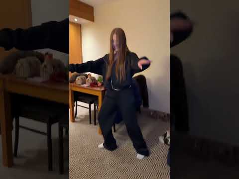 Wir..um 3 Uhr nachts 😅🤪 #trending #fun #shortvideo #trend #funny #twins #loveit #night #crazy