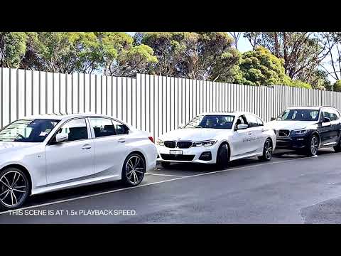 Waverley BMW Genius How To Series- BMW Parking Assistant