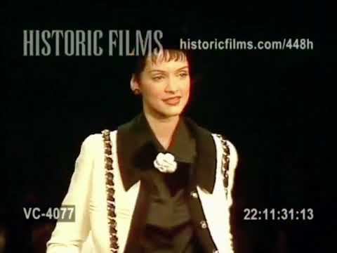 Chanel Fall Winter 1993 Show