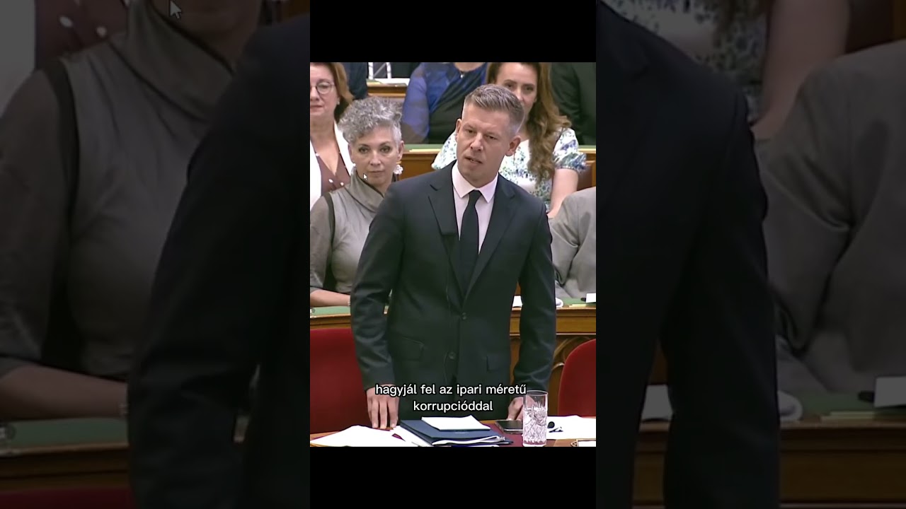 Kiosztotta Orbán korábbi miniszterét
