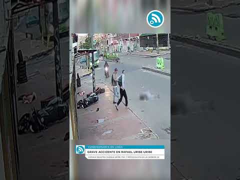🚨 ¡IMPRUDENCIA Y FUGA! Cámara capta fuerte choque de taxi a motociclista en Rafael Uribe Uribe.