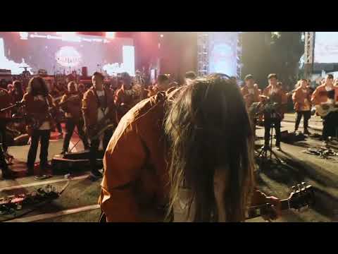 SOLO GITAR DIANTARA 100 MUSISI BANDUNG