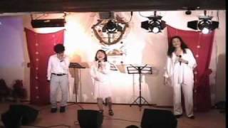 What A Child　words and music by CeCe Winans  　ちるまりじゅん