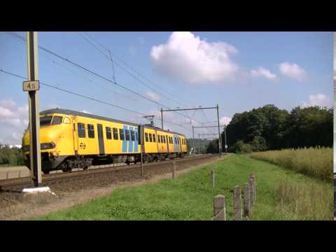 Mat 64 (NS) on it's way to Maastricht North (station)