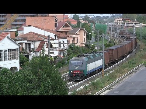 E.405.028 in corsa a Monterotondo - E.405.028 running in Monterotondo