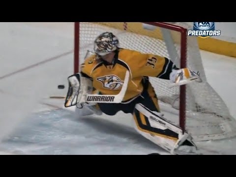 Pekka Rinne makes huge stretching stop