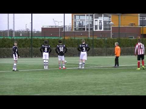 Arnhemse Boys D1, 19 maart 2016 (penalty Axel)